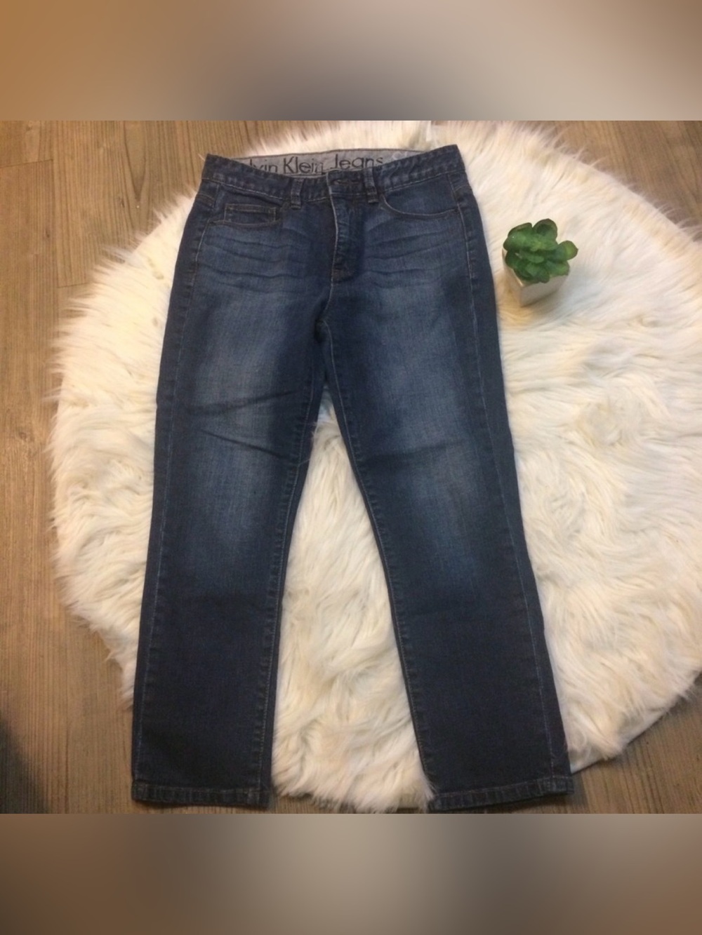 Women’s Calvin Klein Dark Wash Shape Straight Leg Jeans 10/30